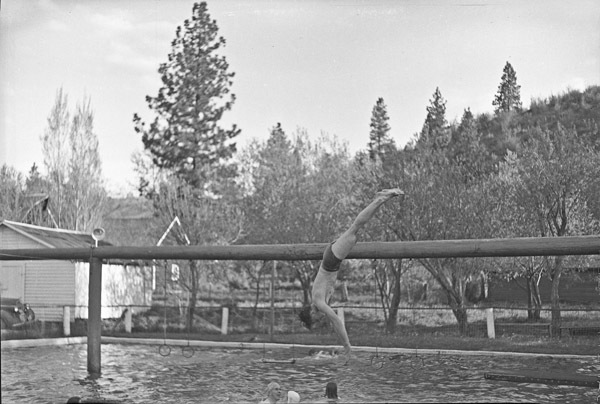 Cove Pool, Diver 3