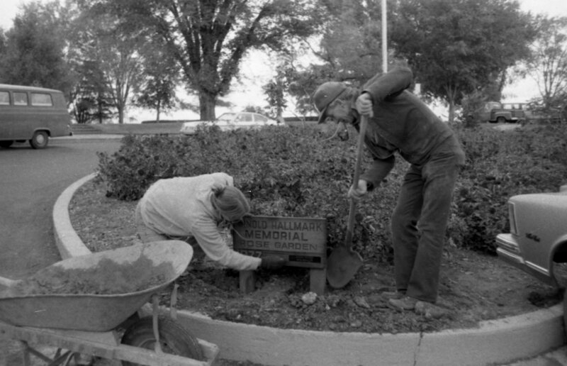 1978 Memorial Garden Sign 03