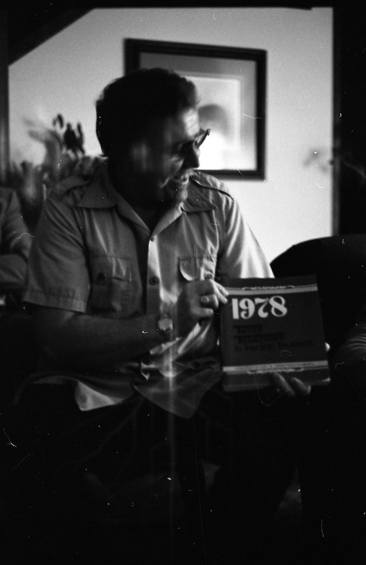1980 Employees, Manual Meeting 02