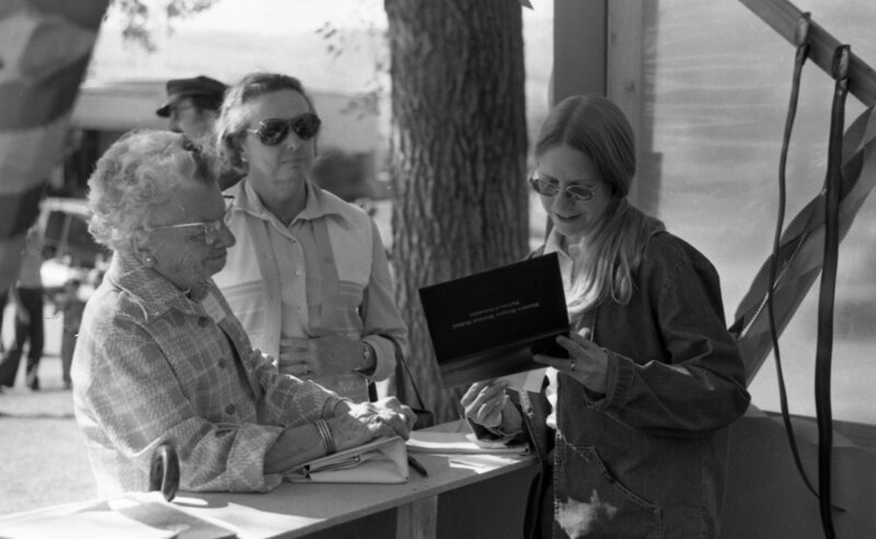 1978 Octoberfest, Bess and Maxine Cook 05