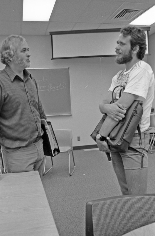 1985 August, Student Consults Professor 03