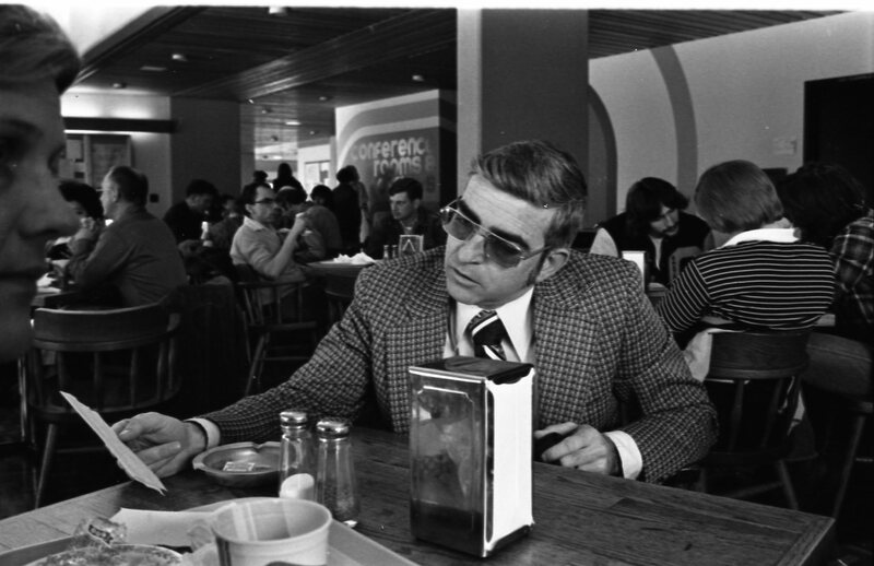 1976 Employees, Lunch 01