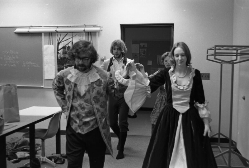 1977 Languages, French Club 14