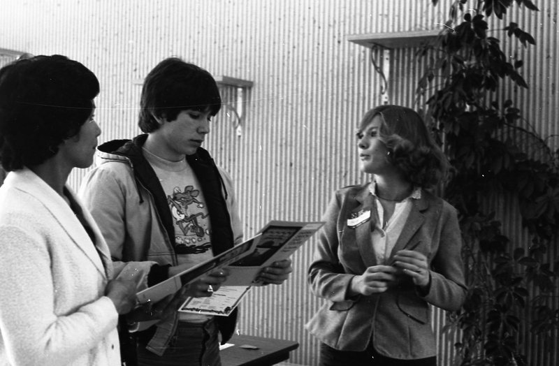 1981 Orientation, Indoors 03