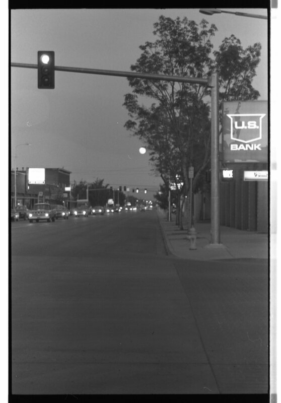 1989 La Grande, Street Scene 04