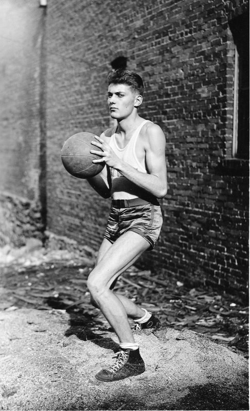 30's Basketball Player 14
