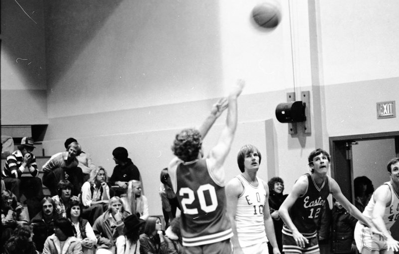 1980 Basketball, Alumni Game 04