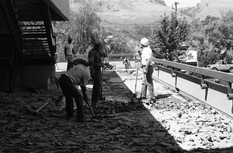 1981 Hoke Hall Patio Debris 01