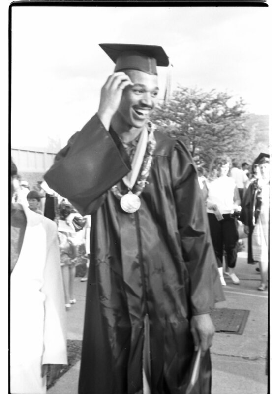 1989 Graduate with Family 17