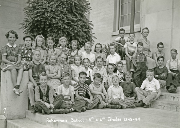 1943-44 Ackerman Elementary 2
