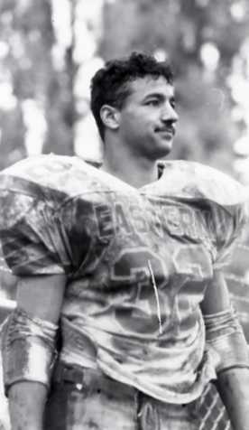 1990 Football Player, Muddy 2