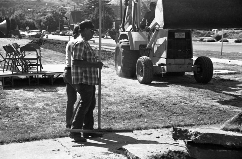 1988 Loso Hall, Groundbreaking Ceremony 08