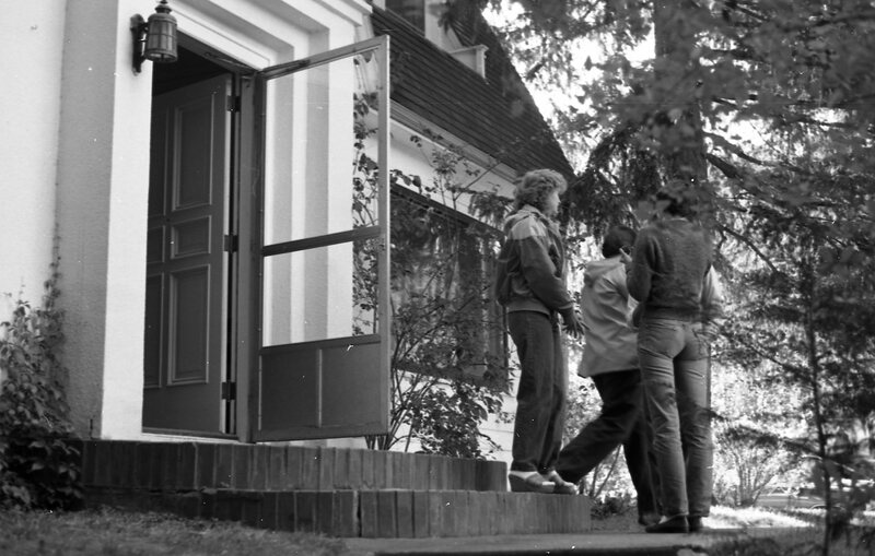 1983 Student Reception at President Dave Gilbert's House 11