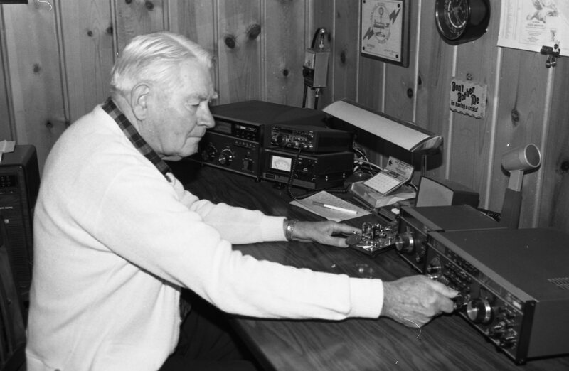 1986 Employees, Ham Radio 04