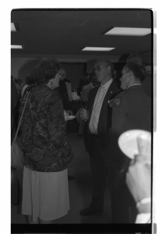 1988 Employees &amp; Guests, Reception 05