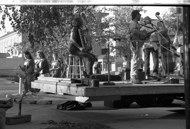 1989 Employee BBQ, Band Performs 01