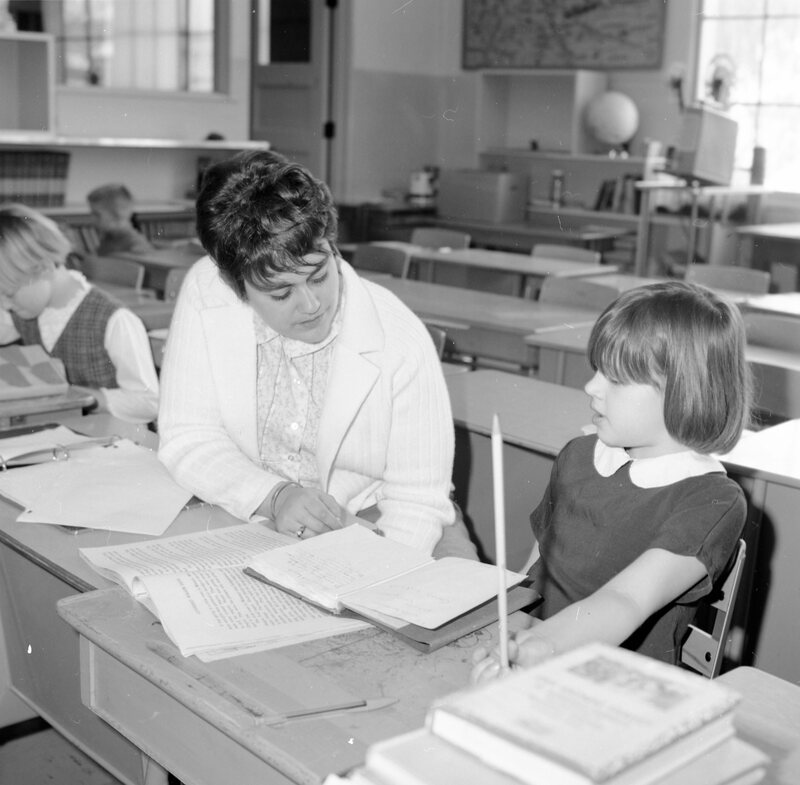 1968 Ackerman Elementary School, Reading 02