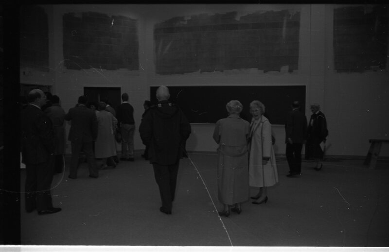 1990 Loso Hall, Tour 08