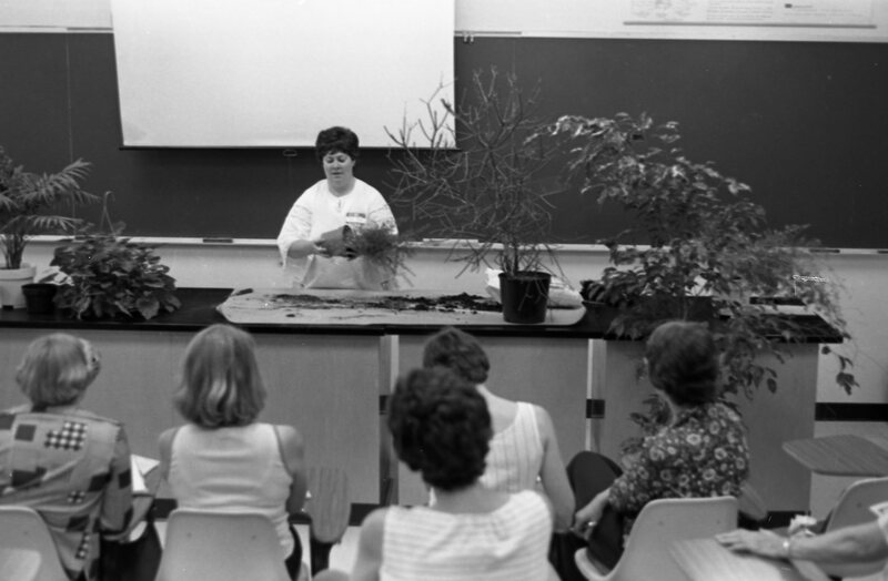 1978 Grande Ronde Mini College, Plants 05