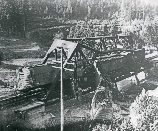 Train Wreck, Bridge 4