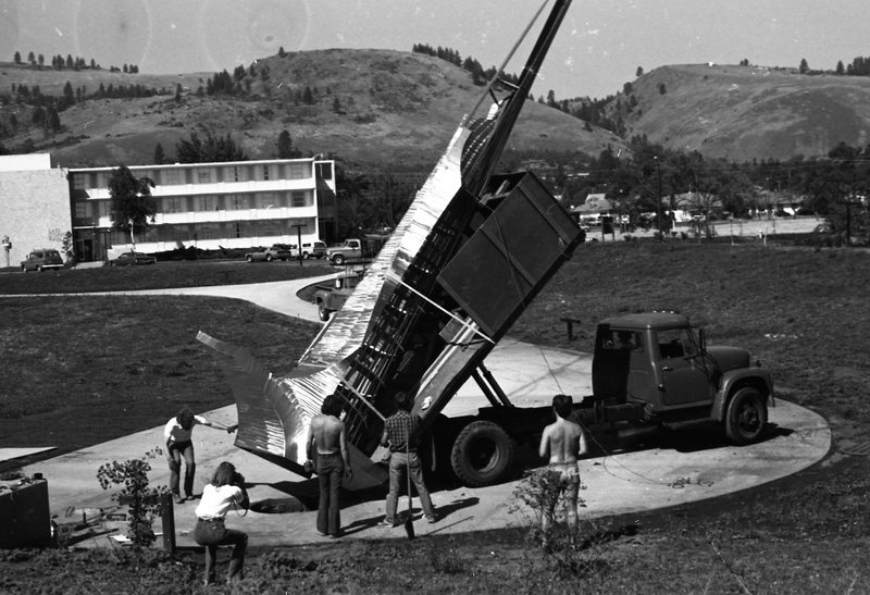 1981 Sculpture, Amphitheater Install 23