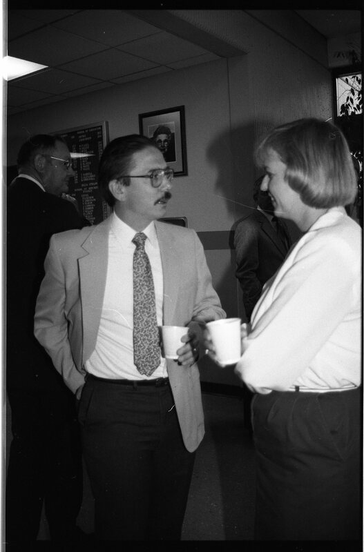 1988 Employees, Reception 19