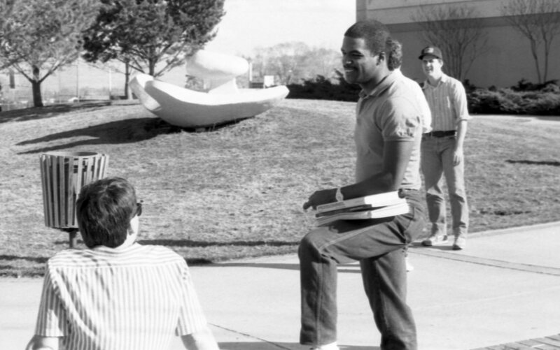 1986 Students, Outdoors in March 40