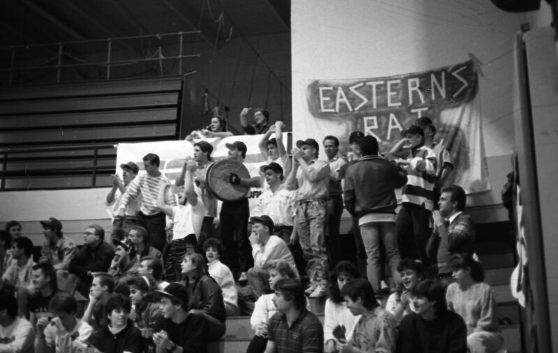 1988 Women's Basketball, Fans 07