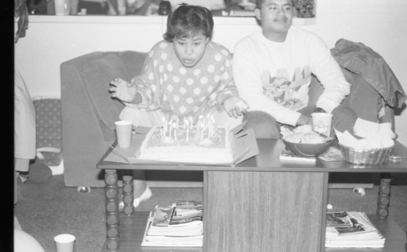 1990 Micronesian Students, Party 02