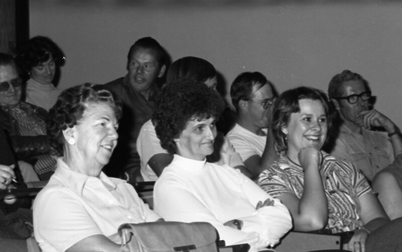 1976 Employees, Classified Staff Meeting 04