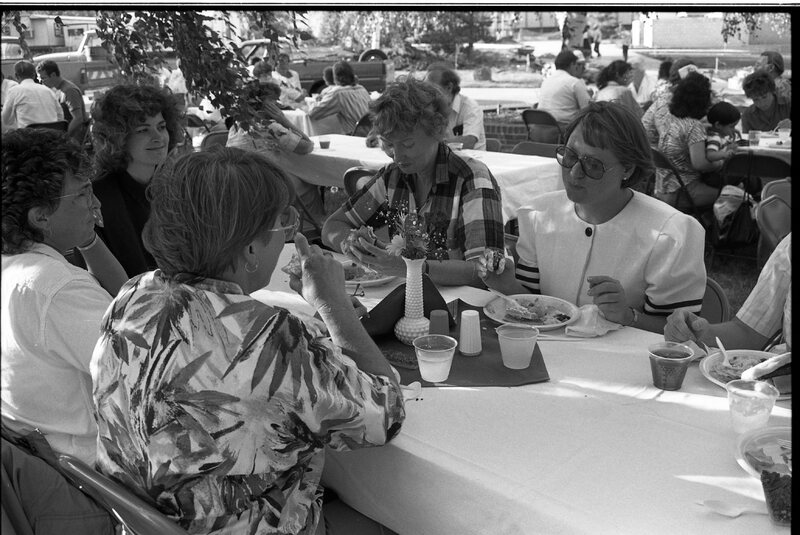 1989 Employees, BBQ 09