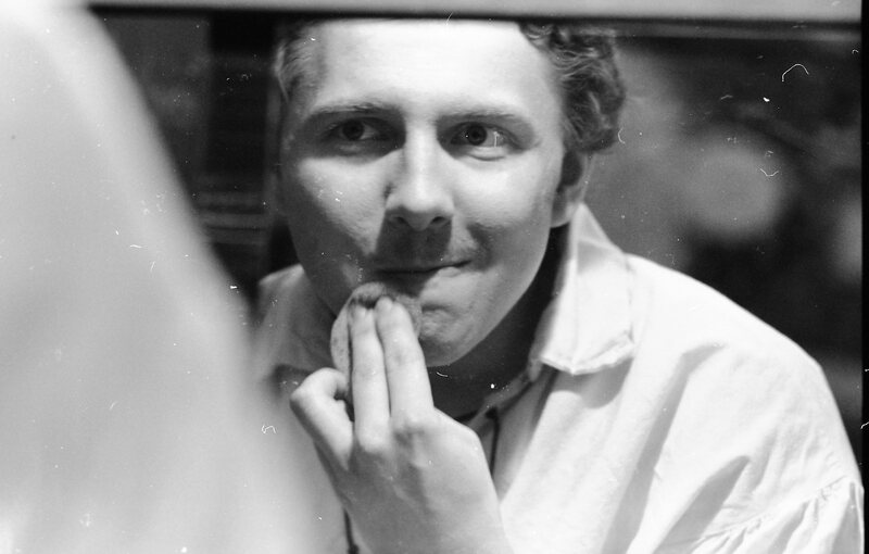 70's Theater Makeup Room 12