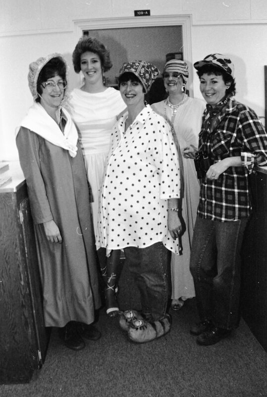 1987 Employees, Halloween 07