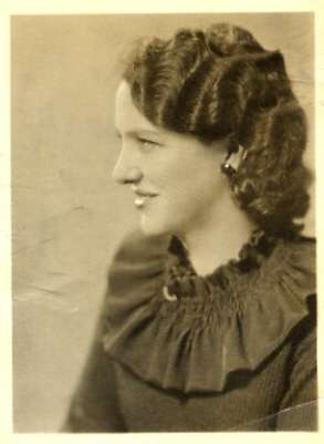1935 Alumni, Margueriette Hette Richards