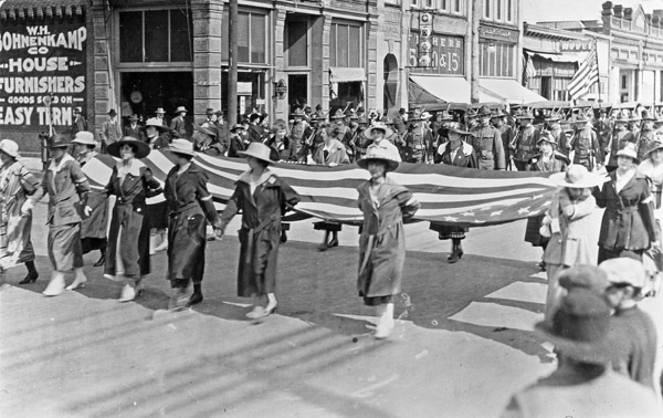 La Grande Parade, WWI End 2