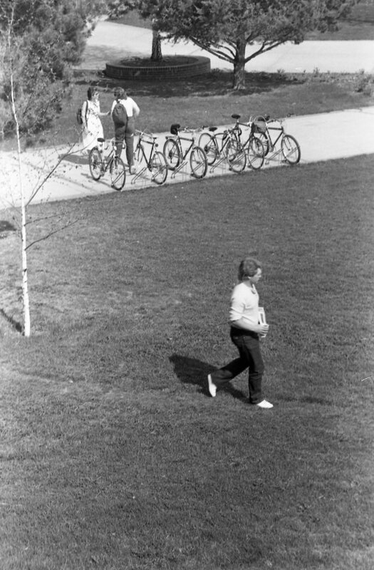 1988 Students, Outdoors 13