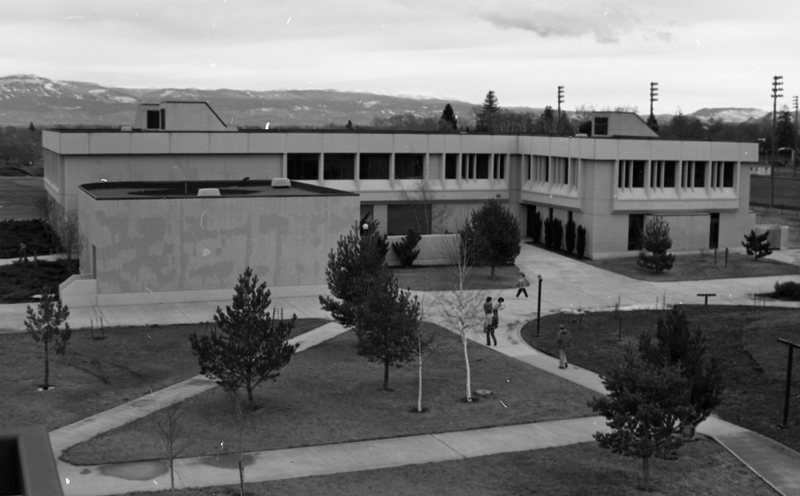 1982 Zabel Hall 07