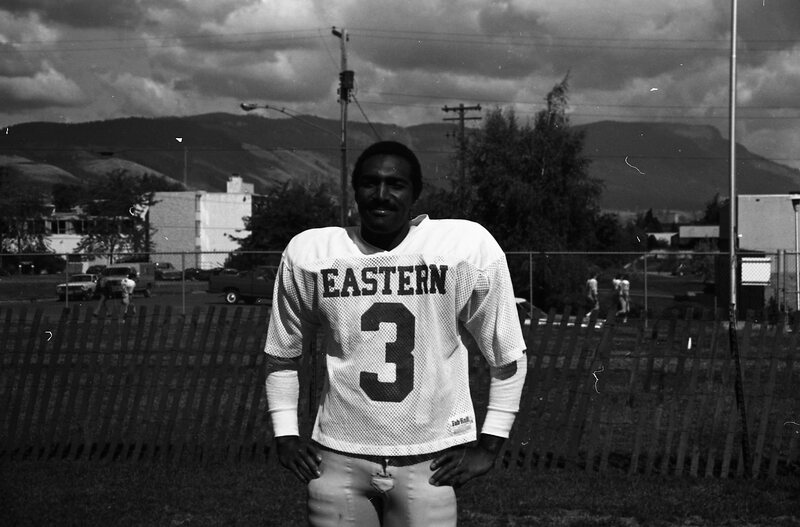 1985 Football Player, Portraits 03