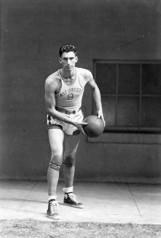 1945-46 Basketball Player 1