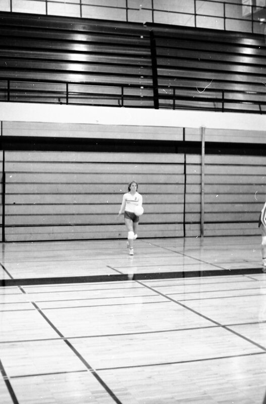1985 Volleyball Action 15