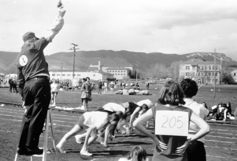 1971 Track, Start Line