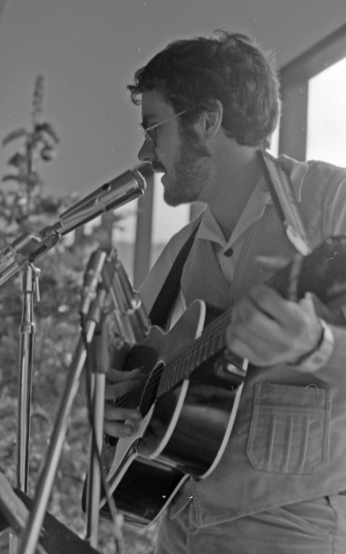 1981 Students Serve Elderly, Guitar Concert 03