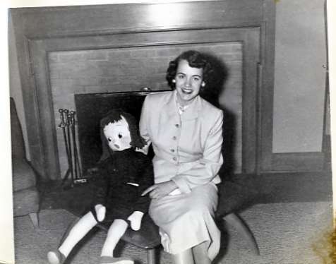 1955 Homecoming Queen 4