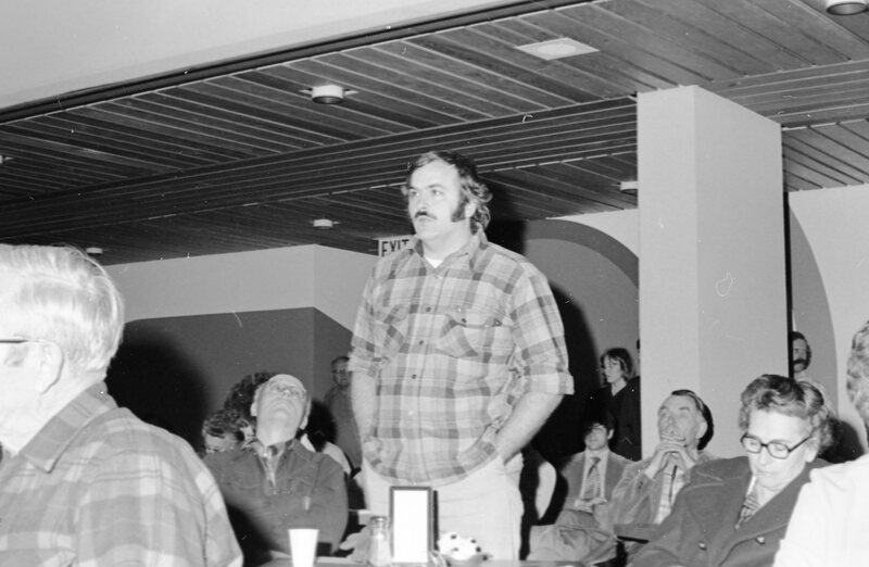 1975 Town Hall Meeting with Governor Straub 02
