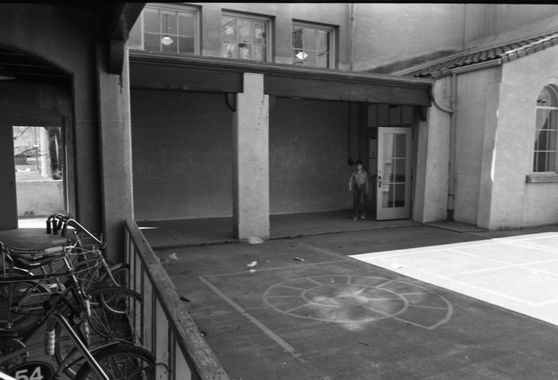 1976 Ackerman Elementary School, Courtyard 01