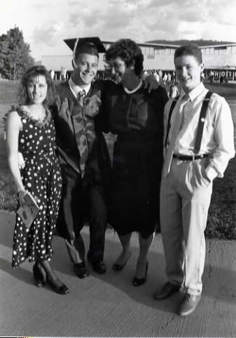 1989 Graduate with Family 01