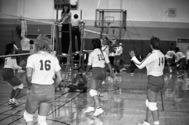 1984 Volleyball Action 17
