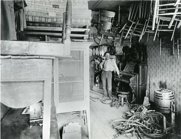 Store Interiors, Second Hand