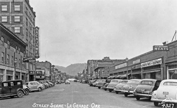 La Grande, Street Scene 19