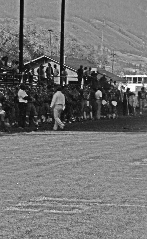 1985 Football Sideline 01